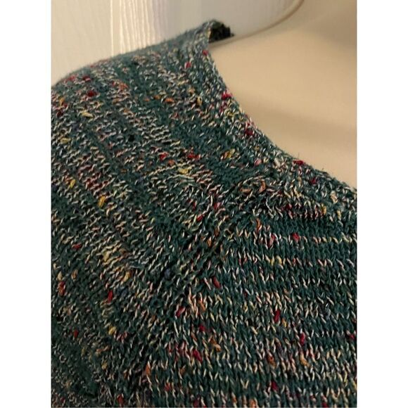 BDG Scoop Neck Textured 3/4 Length Sweater. Size small - Picture 3 of 5